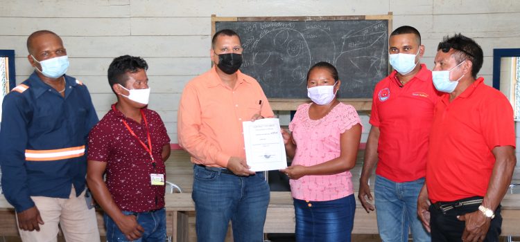 $80M in Contracts handed over to Improve Water Services in Kamarang & Jawalla, Reg. 7